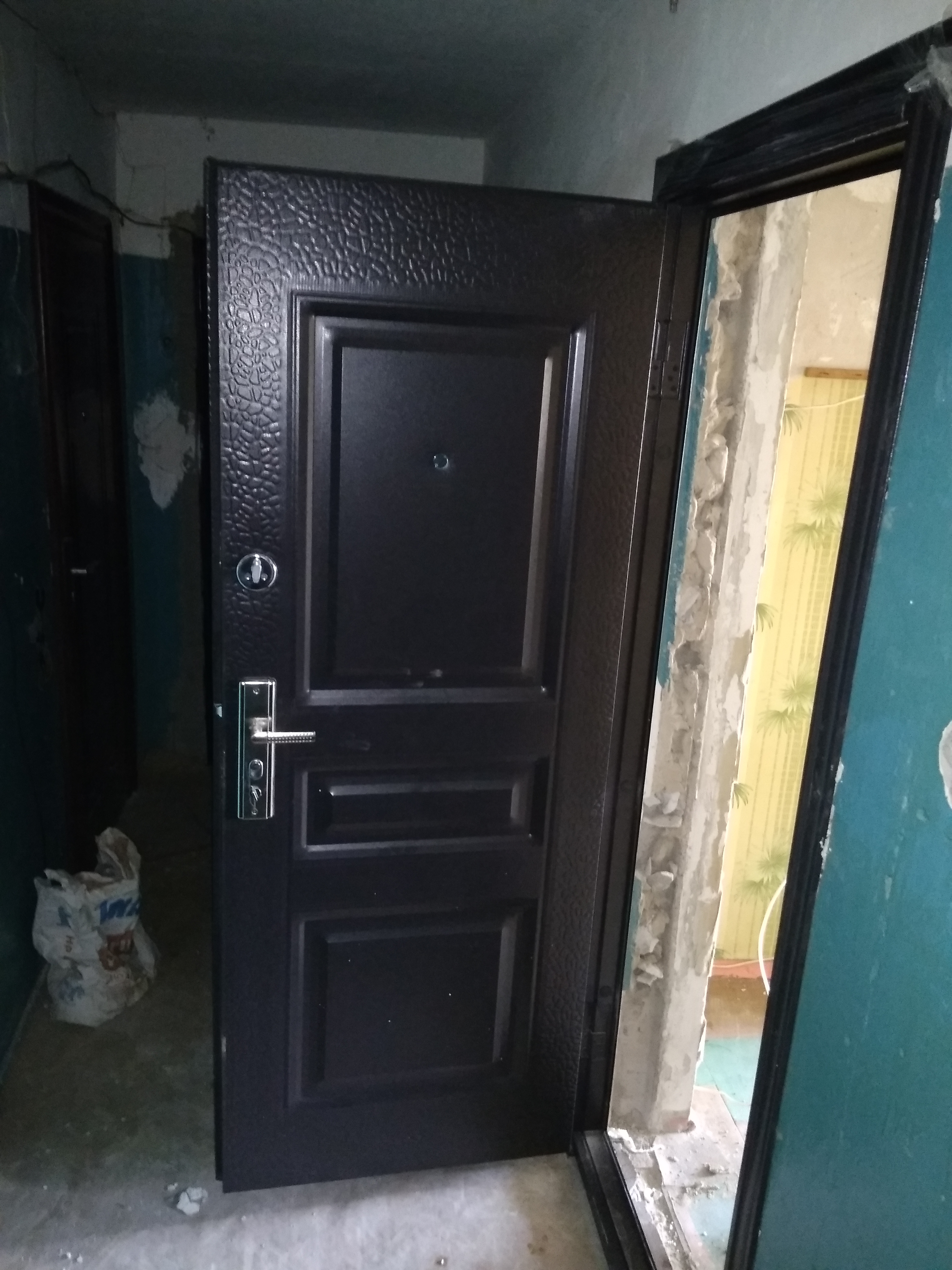 Открытая дверь К 700-2